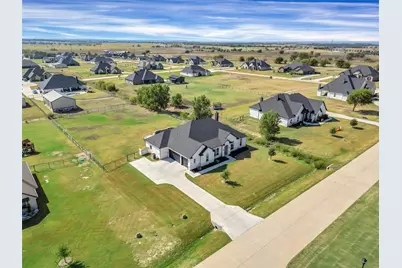 413 Venadito Drive, Godley, TX 76044 - Photo 35