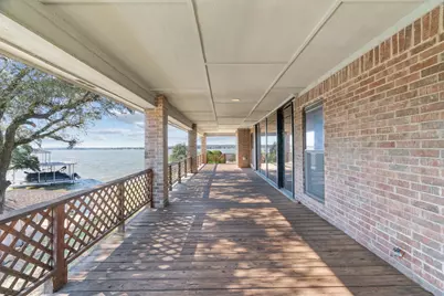 3805 Aqua Vista Court, Granbury, TX 76049 - Photo 31