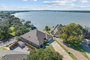 3805 Aqua Vista Ct, Granbury, TX 76049 - Photo 39