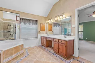 3805 Aqua Vista Ct, Granbury, TX 76049 - Photo 25