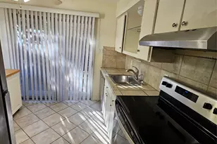 7903 Meadow Park Dr, Dallas, TX 75230 - Photo 3