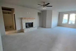 111 Hillview Trl, Decatur, TX 76234 - Photo 11