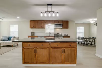 1320 Wayne Street, Haltom City, TX 76117 - Photo 1