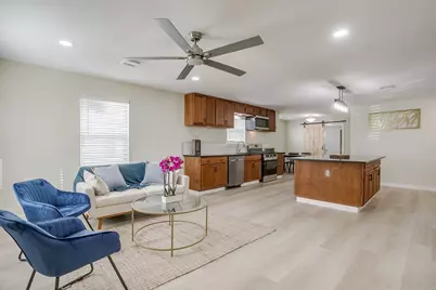 1320 Wayne Street, Haltom City, TX 76117 - Photo 5