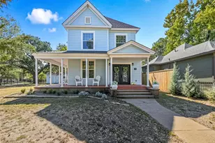 704 W Hull St, Denison, TX 75020 - Photo 1