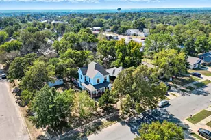 704 W Hull St, Denison, TX 75020 - Photo 33