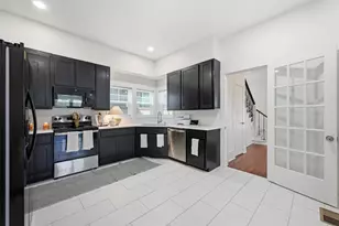 704 W Hull St, Denison, TX 75020 - Photo 11