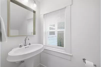 704 W Hull Street, Denison, TX 75020 - Photo 17