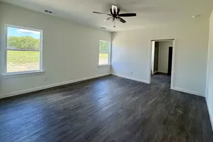 118 Indian Crk, Trenton, TX 75490 - Photo 7