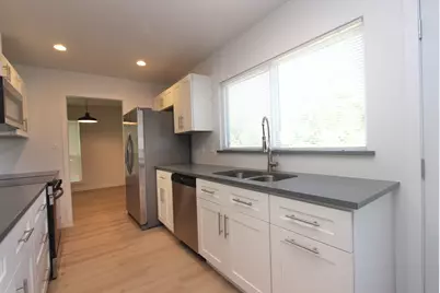 2922 Ashglen Drive, Garland, TX 75043 - Photo 5