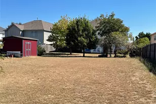 229 Heritage Dr, Crowley, TX 76036 - Photo 23