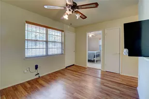 4209 Leland College Dr, Dallas, TX 75241 - Photo 9