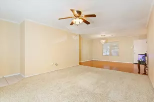 6209 May Dr, Waco, TX 76710 - Photo 9