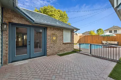 4204 Harvest Hill Court, Carrollton, TX 75010 - Photo 3