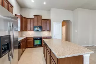 1308 Isabella Ln, Savannah, TX 76227 - Photo 5