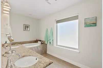 8350 Southmeadow Circle, Dallas, TX 75231 - Photo 13