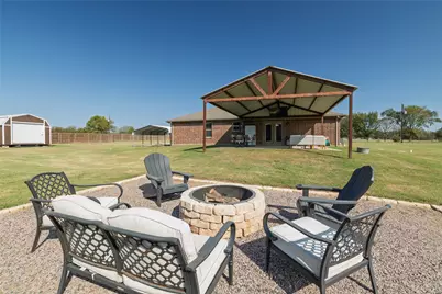 247 County Road 156, Whitesboro, TX 76273 - Photo 31