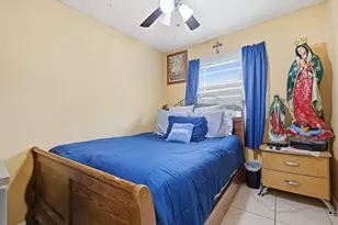 2604 Burning Tree Ln, Irving, TX 75062 - Photo 23