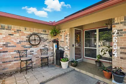 2604 Burning Tree Lane, Irving, TX 75062 - Photo 3