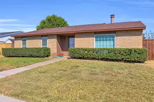 2106 Clark Trail, Grand Prairie, TX 75052 - Photo 3