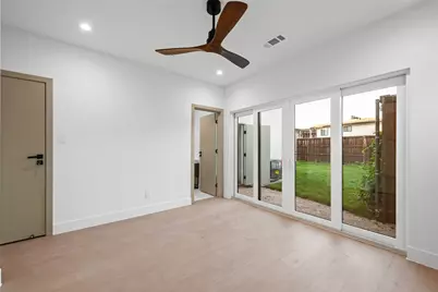 1502 Holly Avenue, Dallas, TX 75204 - Photo 21