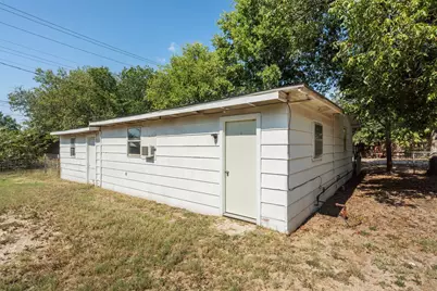 712 Indiana Street, Graham, TX 76450 - Photo 27