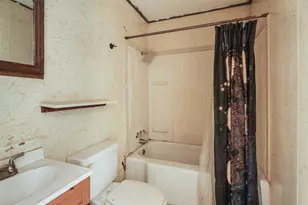 712 Indiana St, Graham, TX 76450 - Photo 31