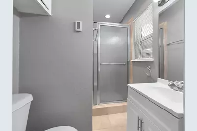 317 E Glendale Street, Crowley, TX 76036 - Photo 9