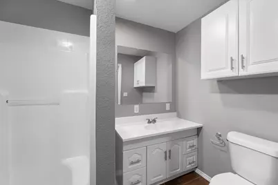 317 E Glendale Street, Crowley, TX 76036 - Photo 23