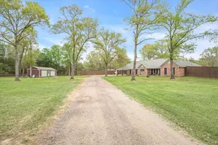 159 Private Rd 8519, Van, TX 75790 - Photo 33