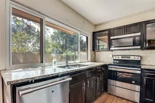 612 McKown Dr, Mansfield, TX 76063 - Photo 7