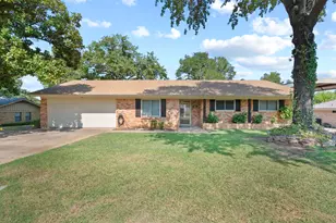 605 Southland Dr, Weatherford, TX 76086 - Photo 1