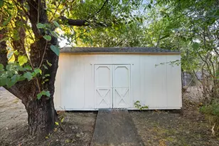 2625 Spruce Park Dr, Richland Hills, TX 76118 - Photo 23