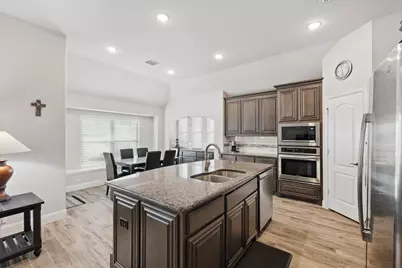 1115 Wyndbrook Drive, Justin, TX 76247 - Photo 9