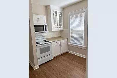 905 N Bishop Avenue #A, Dallas, TX 75208 - Photo 5