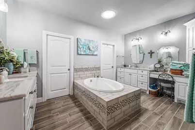 3218 Fountain Way, Granbury, TX 76049 - Photo 19