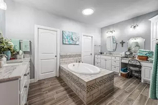 3218 Fountain Way, Granbury, TX 76049 - Photo 19