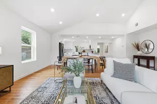 6811 Patrick Dr, Dallas, TX 75214 - Photo 11