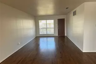 4616 W Lovers Ln, Dallas, TX 75209 - Photo 3