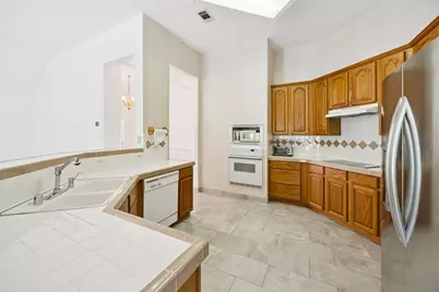 9325 Vista Circle, Irving, TX 75063 - Photo 11