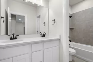 305 Alicia Ct, Mansfield, TX 76063 - Photo 31