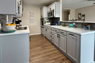 3624 Carriage Hill Dr, Forest Hill, TX 76140 - Photo 11