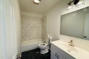 910 Van Zandt St, Paris, TX 75460 - Photo 17