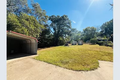 910 Van Zandt Street, Paris, TX 75460 - Photo 25