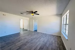 910 Van Zandt St, Paris, TX 75460 - Photo 11