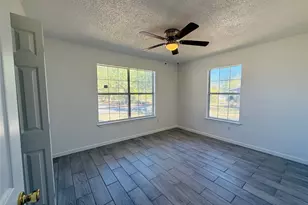 910 Van Zandt St, Paris, TX 75460 - Photo 15