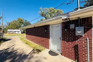 910 Van Zandt St, Paris, TX 75460 - Photo 21