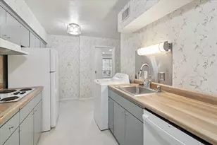 11118 Valleydale Dr, Dallas, TX 75230 - Photo 5