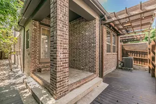 8608 Ballifeary Pl, Dallas, TX 75238 - Photo 29