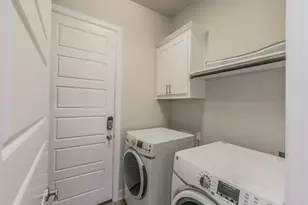 8608 Ballifeary Pl, Dallas, TX 75238 - Photo 15